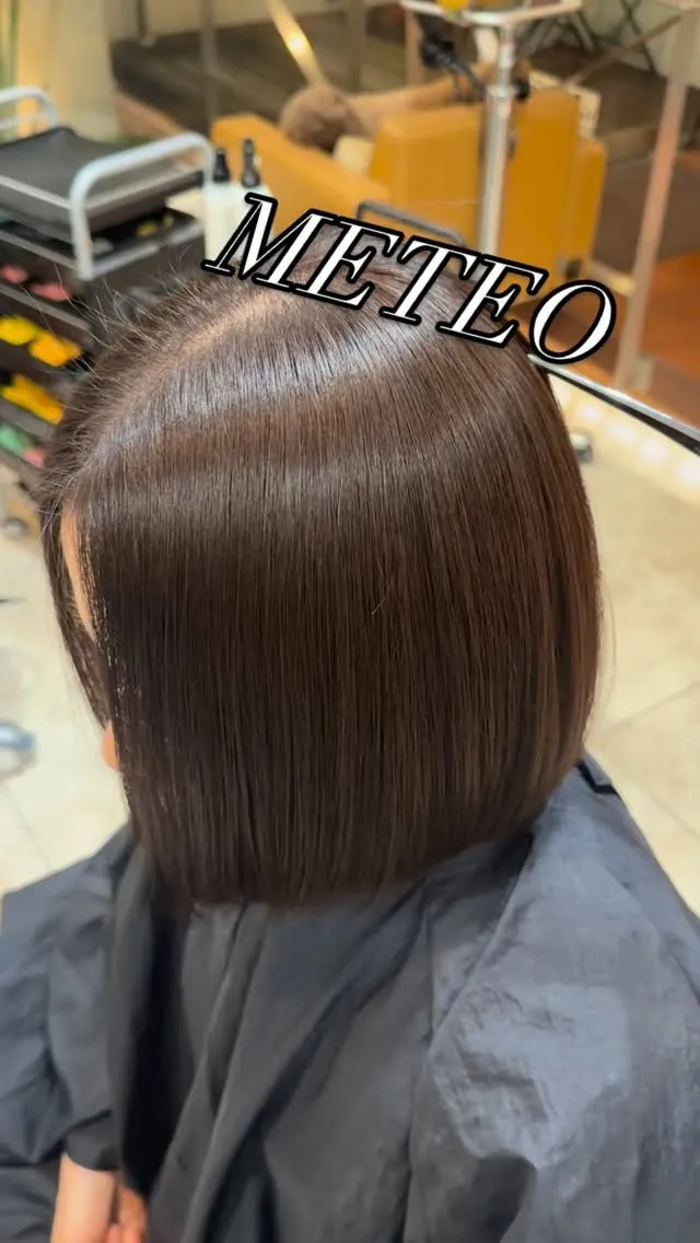 繰り返すカラーダメージを減らしツヤツヤサラサラな髪へ